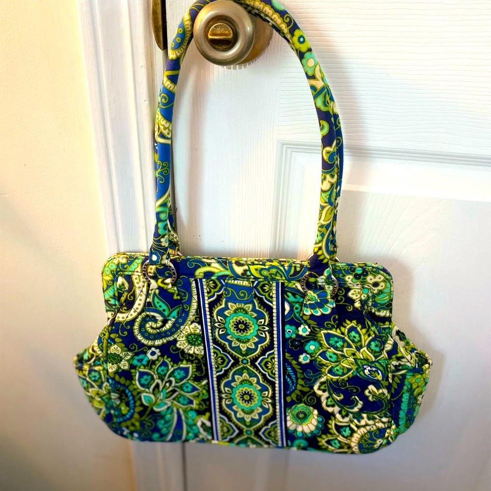 NWOT Vera Bradley Rhythm & Blues (retired) purse with a handy magnetic closure.
